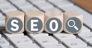 A implementação eficaz do SEO on page é crucial para qualquer estratégia de marketing digital, pois proporciona uma base sólida para o sucesso online.